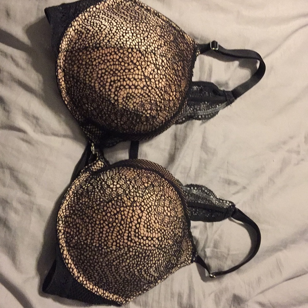Victoria secret bombshell add 2 cup size bra